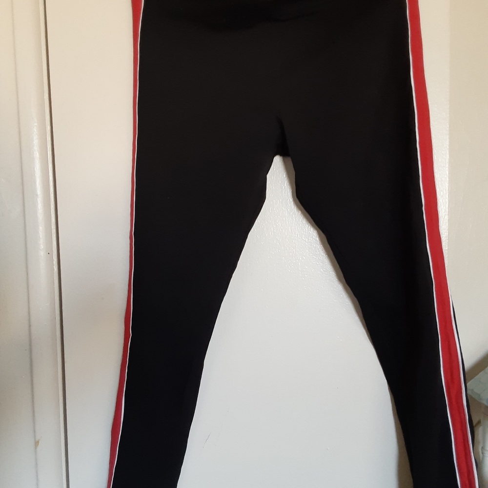 H&M❤ leggings with side stripes